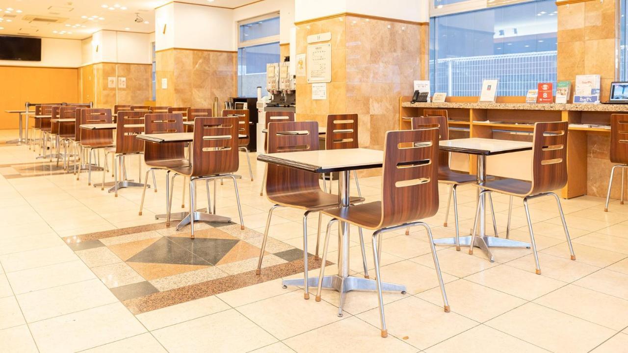 Toyoko Inn Hokkaido Sapporo-Eki Kita-Guchi Buitenkant foto